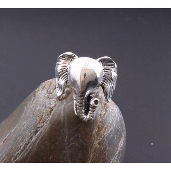 Elephant Ring Size 10 NEW - Picture 2 of 5